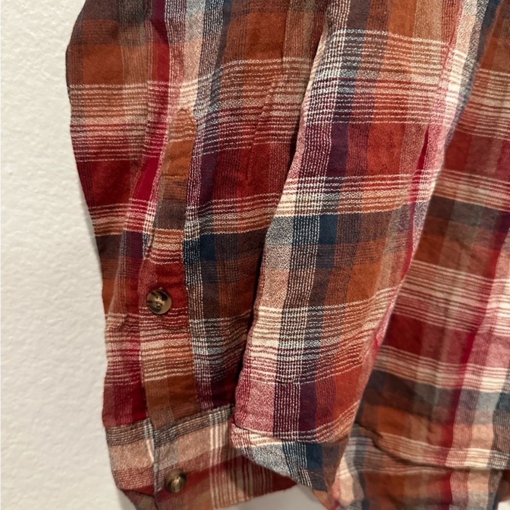 Volcom - Picture 3 of 6